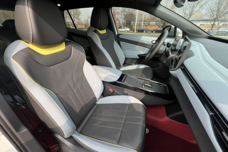 Used Volkswagen ID.4 X 2025 Smart Version Pure & Intelligent Enjoyment Edition Interior 12