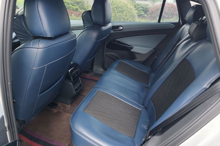 Used Volkswagen ID.4 X 2025 Smart Version Pure & Intelligent Enjoyment Edition Interior 12