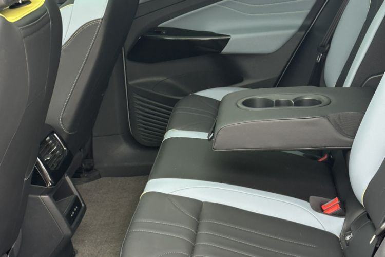 Used Volkswagen ID.4 X 2025 Revised Version Smart Edition Outstanding Grade Interior 2