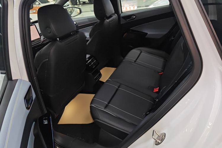 Used Volkswagen ID.4 X 2025 Revised Version Smart Edition Purely Intelligent Enjoyment Version Interior 4
