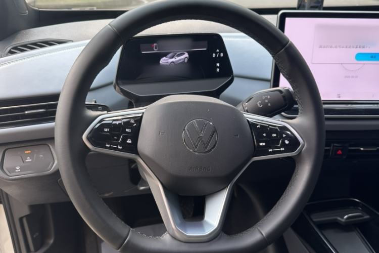 Used Volkswagen ID.4 X 2025 Smart Version Pure & Intelligent Enjoyment Edition Interior 4