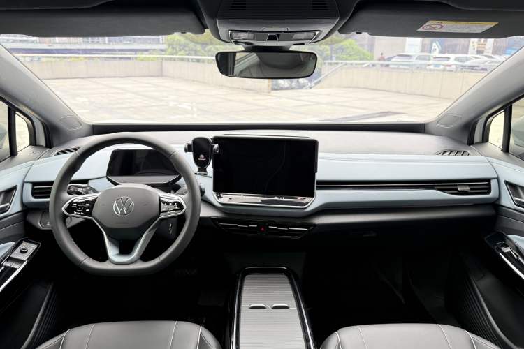 Used Volkswagen ID.4 X 2025 Smart Version Pure & Intelligent Enjoyment Edition Interior 4