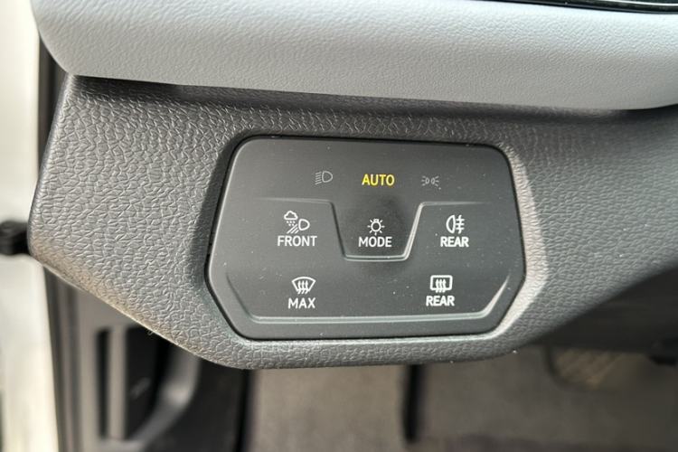 Used Volkswagen ID.4 X 2025 Revised Version Smart Edition Outstanding Grade Interior 5