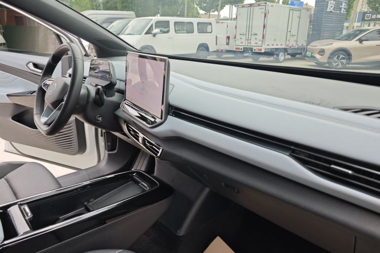 Used Volkswagen ID.4 X 2025 Smart Version Pure & Intelligent Enjoyment Edition Interior 5