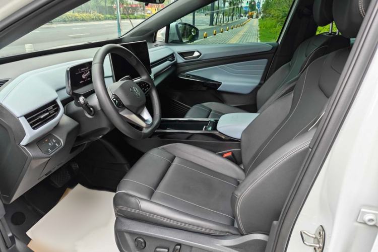 Used Volkswagen ID.4 X 2025 Smart Version Pure & Intelligent Enjoyment Edition Interior 7