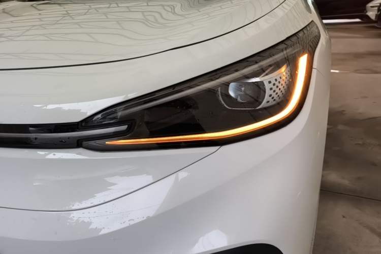 Used Volkswagen ID.4 X 2025 Smart Version Pure & Intelligent Enjoyment Edition Left Front Headlight