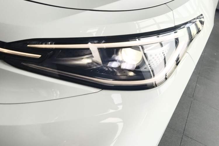 Used Volkswagen ID.4 X 2025 Smart Version Pure & Intelligent Enjoyment Edition Left Front Headlight