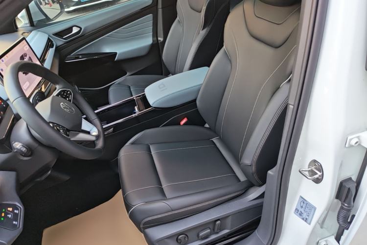 Used Volkswagen ID.4 X 2025 Smart Version Pure & Intelligent Enjoyment Edition Left Front Seat