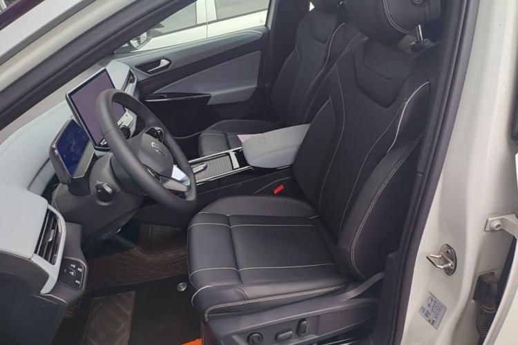 Used Volkswagen ID.4 X 2025 Smart Version Pure & Intelligent Enjoyment Edition Left Front Seat