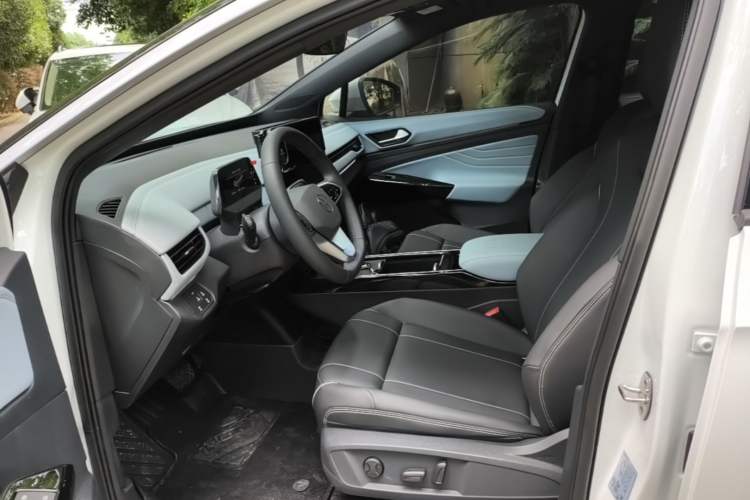Used Volkswagen ID.4 X 2025 Smart Version Pure & Intelligent Enjoyment Edition Left Front Seat