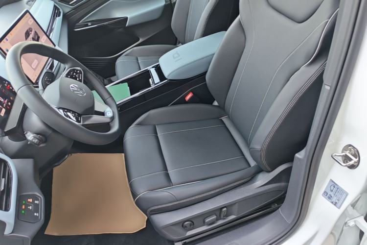 Used Volkswagen ID.4 X 2025 Smart Version Pure & Intelligent Enjoyment Edition Left Front Seat