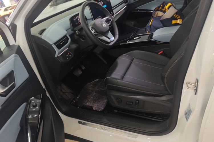 Used Volkswagen ID.4 X 2025 Smart Version Pure & Intelligent Enjoyment Edition Left Front Seat