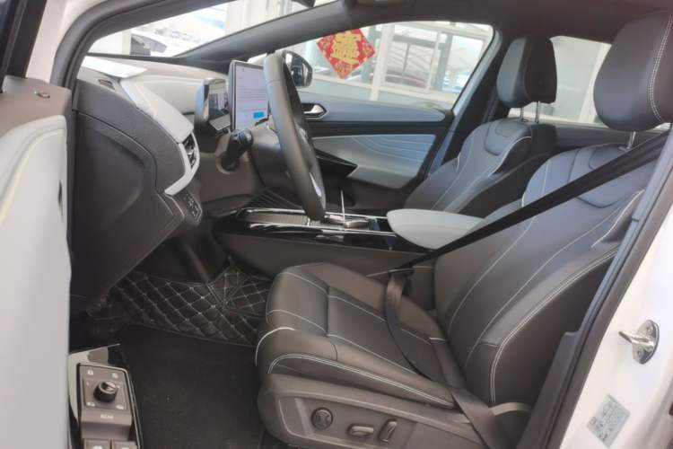 Used Volkswagen ID.4 X 2025 Smart Version Pure & Intelligent Enjoyment Edition Left Front Seat