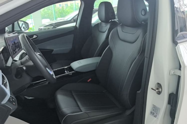 Used Volkswagen ID.4 X 2025 Smart Version Pure & Intelligent Enjoyment Edition Left Front Seat