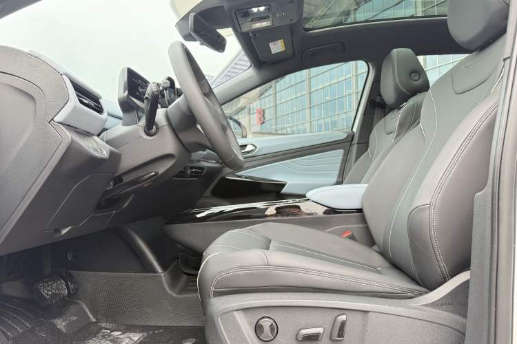 Used Volkswagen ID.4 X 2025 Smart Version Pure & Intelligent Enjoyment Edition Left Front Seat