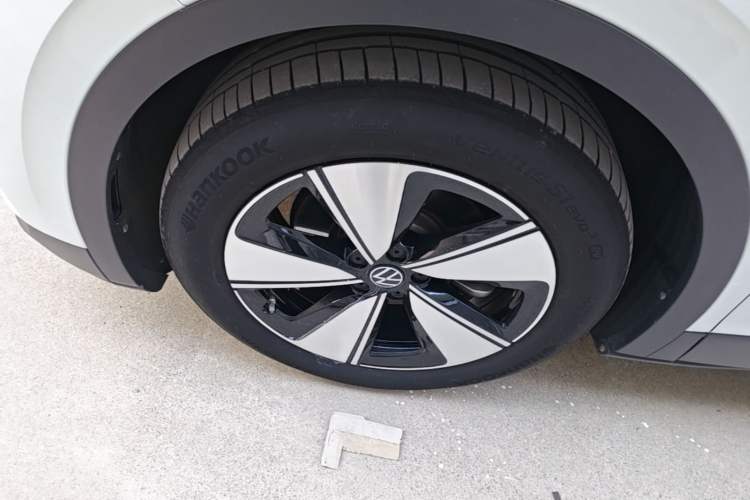 Used Volkswagen ID.4 X 2025 Smart Version Pure & Intelligent Enjoyment Edition Left Front Wheel Hub