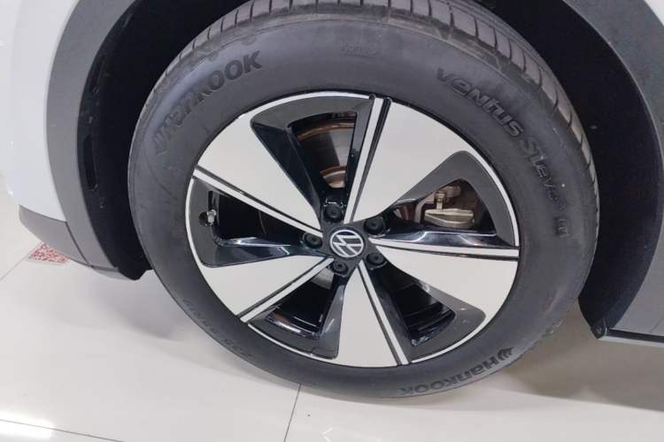 Used Volkswagen ID.4 X 2025 Smart Version Pure & Intelligent Enjoyment Edition Left Front Wheel Hub
