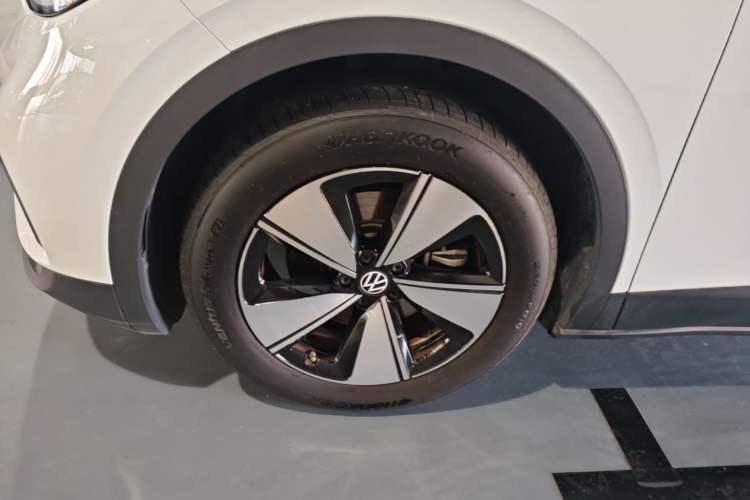 Used Volkswagen ID.4 X 2025 Revised Version Smart Edition Purely Intelligent Enjoyment Version Left Front Wheel Hub