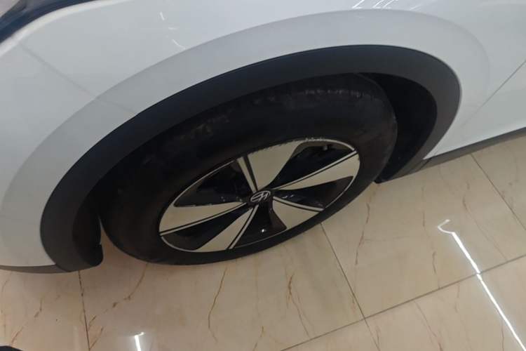 Used Volkswagen ID.4 X 2025 Smart Version Pure & Intelligent Enjoyment Edition Left Front Wheel Hub
