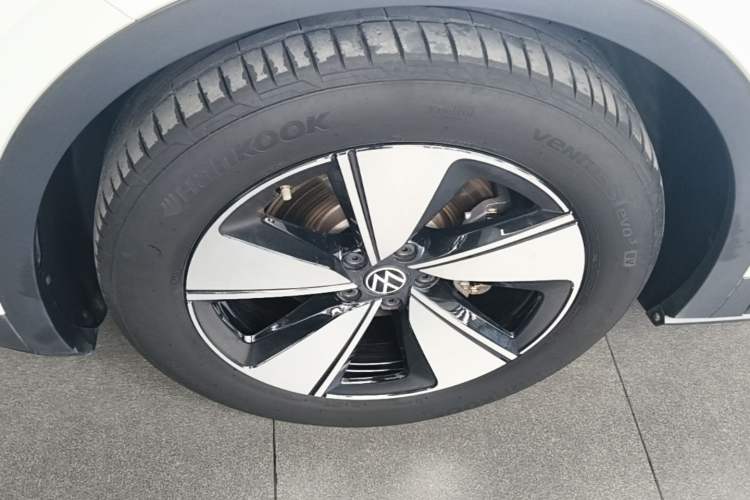 Used Volkswagen ID.4 X 2025 Smart Version Pure & Intelligent Enjoyment Edition Left Front Wheel Hub