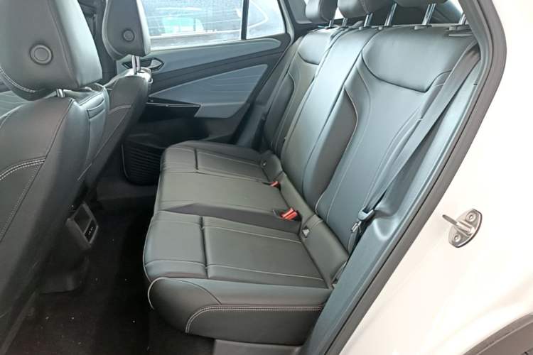 Used Volkswagen ID.4 X 2025 Smart Version Pure & Intelligent Enjoyment Edition Left Rear Seat