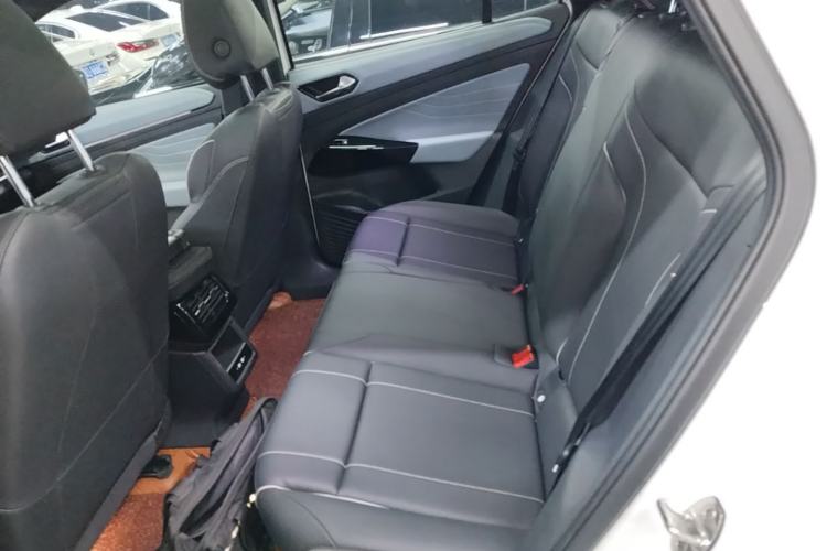 Used Volkswagen ID.4 X 2025 Smart Version Pure & Intelligent Enjoyment Edition Left Rear Seat