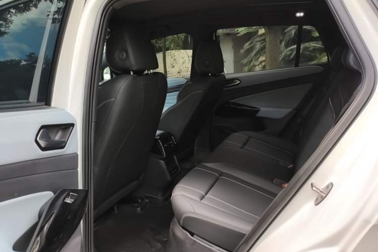 Used Volkswagen ID.4 X 2025 Smart Version Pure & Intelligent Enjoyment Edition Left Rear Seat