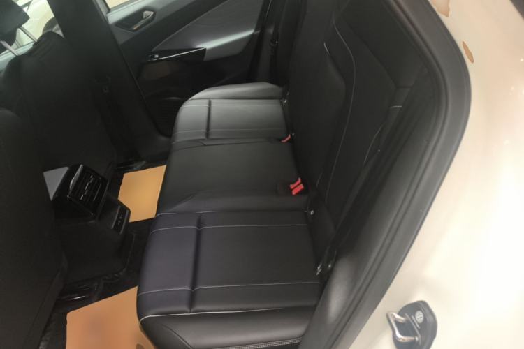 Used Volkswagen ID.4 X 2025 Smart Version Pure & Intelligent Enjoyment Edition Left Rear Seat