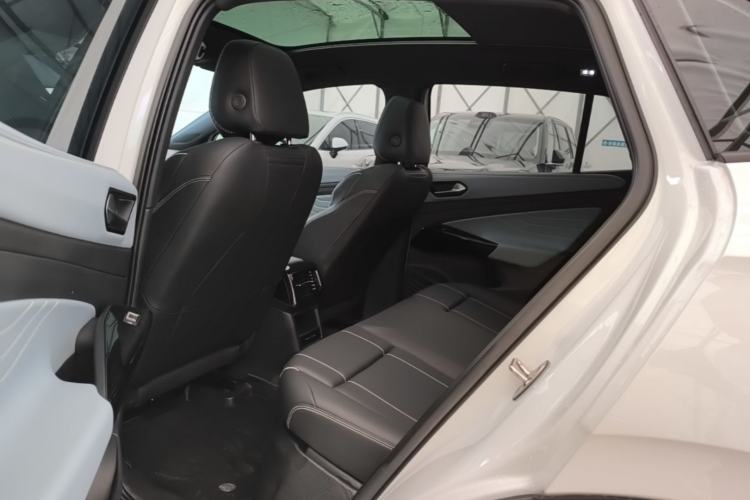 Used Volkswagen ID.4 X 2025 Smart Version Pure & Intelligent Enjoyment Edition Left Rear Seat