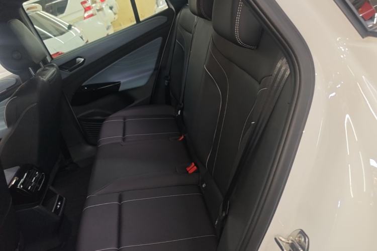 Used Volkswagen ID.4 X 2025 Smart Version Pure & Intelligent Enjoyment Edition Left Rear Seat
