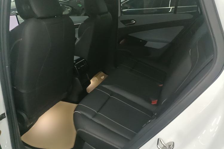 Used Volkswagen ID.4 X 2025 Smart Version Pure & Intelligent Enjoyment Edition Left Rear Seat