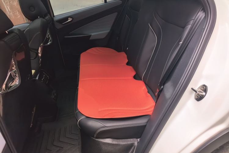 Used Volkswagen ID.4 X 2025 Smart Version Pure & Intelligent Enjoyment Edition Left Rear Seat