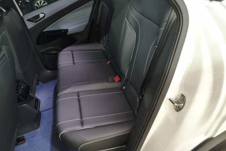 Used Volkswagen ID.4 X 2025 Smart Version Pure & Intelligent Enjoyment Edition Left Rear Seat