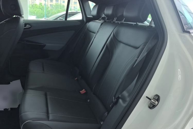 Used Volkswagen ID.4 X 2025 Smart Version Pure & Intelligent Enjoyment Edition Left Rear Seat