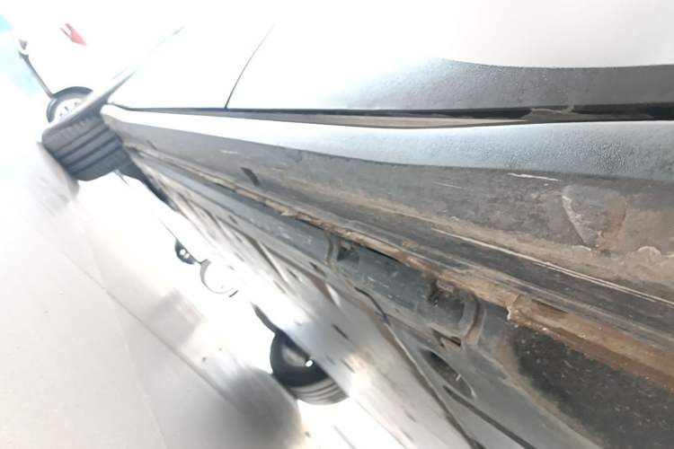 Used Volkswagen ID.4 X 2025 Smart Version Pure & Intelligent Enjoyment Edition Left Side Sill