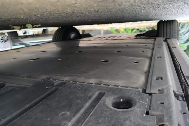 Used Volkswagen ID.4 X 2025 Smart Version Pure & Intelligent Enjoyment Edition Left Side Sill