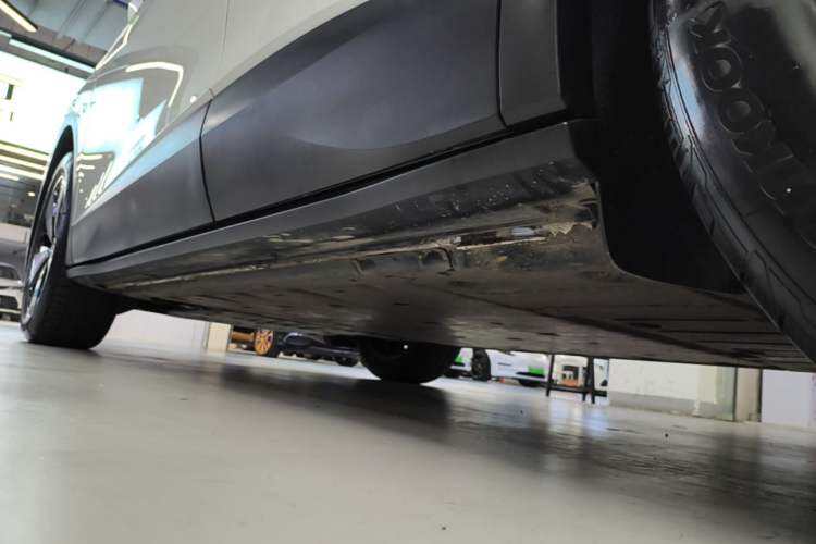 Used Volkswagen ID.4 X 2025 Revised Version Smart Edition Outstanding Grade Left Side Sill