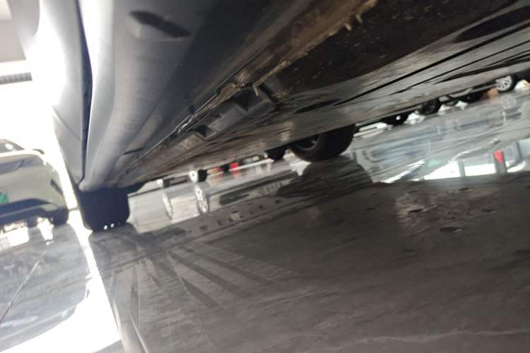 Used Volkswagen ID.4 X 2025 Smart Version Pure & Intelligent Enjoyment Edition Left Side Sill