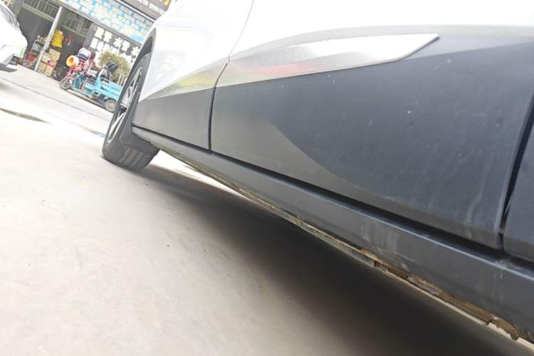 Used Volkswagen ID.4 X 2025 Smart Version Pure & Intelligent Enjoyment Edition Left Side Sill