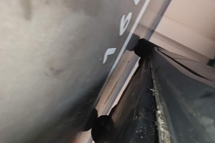 Used Volkswagen ID.4 X 2025 Revised Version Smart Edition Outstanding Grade Left Side Sill