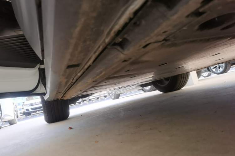 Used Volkswagen ID.4 X 2025 Smart Version Pure & Intelligent Enjoyment Edition Left Side Sill