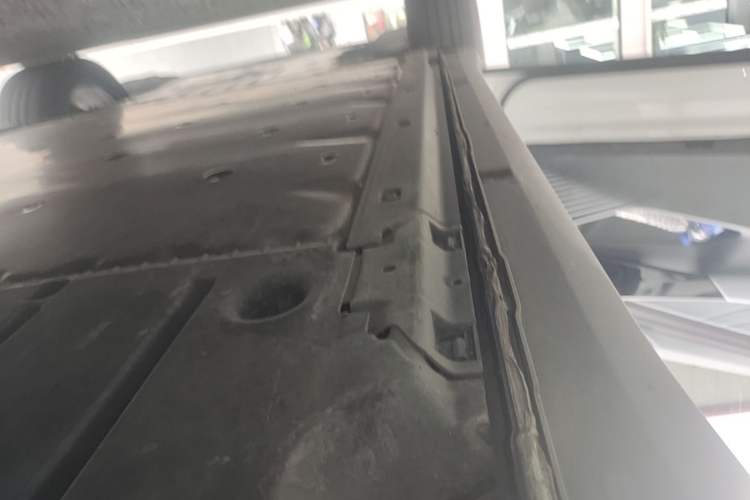 Used Volkswagen ID.4 X 2025 Smart Version Pure & Intelligent Enjoyment Edition Left Side Sill