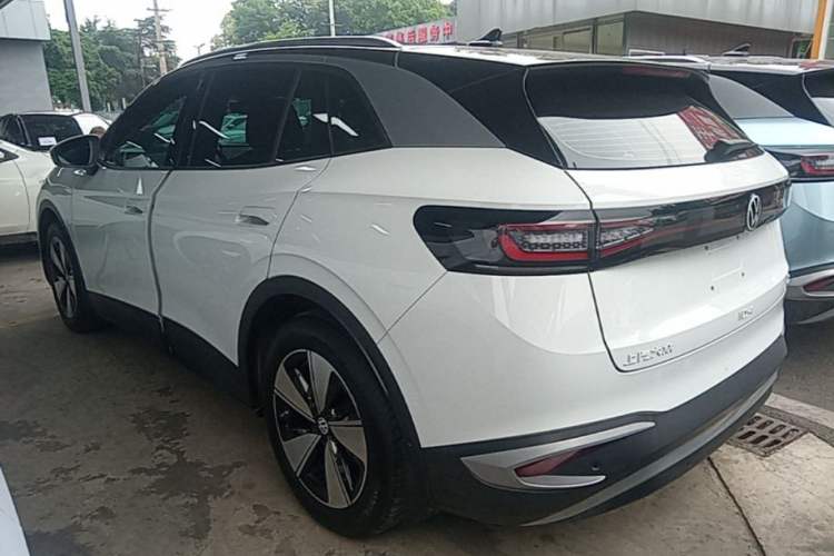 Used Volkswagen ID.4 X 2025 Smart Version Pure & Intelligent Enjoyment Edition Rear Left 45 Deg