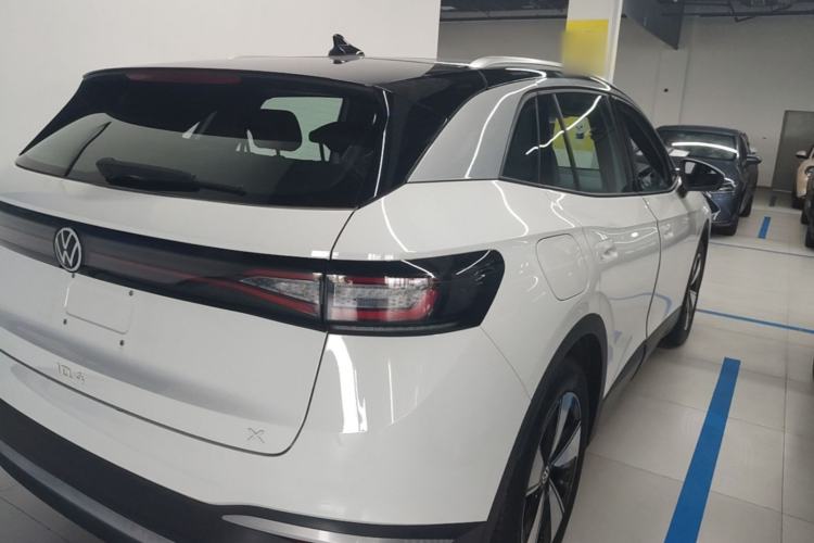 Used Volkswagen ID.4 X 2025 Smart Version Pure & Intelligent Enjoyment Edition Rear Right 45 Deg
