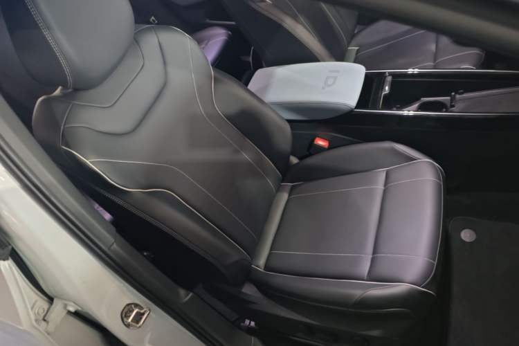 Used Volkswagen ID.4 X 2025 Revised Version Smart Edition Purely Intelligent Enjoyment Version Right Front Seat