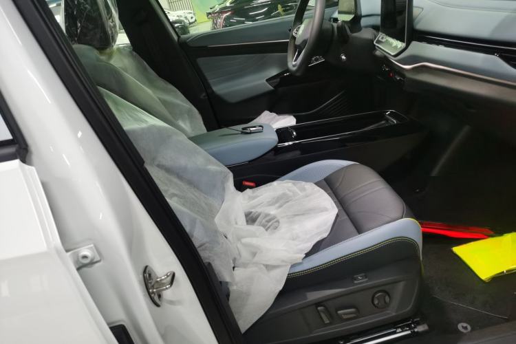 Used Volkswagen ID.4 X 2025 Revised Version Smart Edition Outstanding Grade Right Front Seat