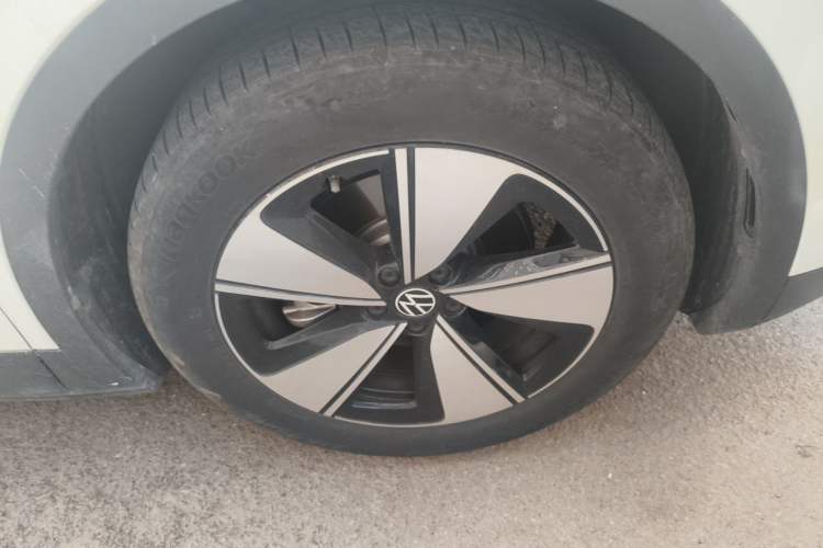 Used Volkswagen ID.4 X 2025 Smart Version Pure & Intelligent Enjoyment Edition Right Front Wheel Hub