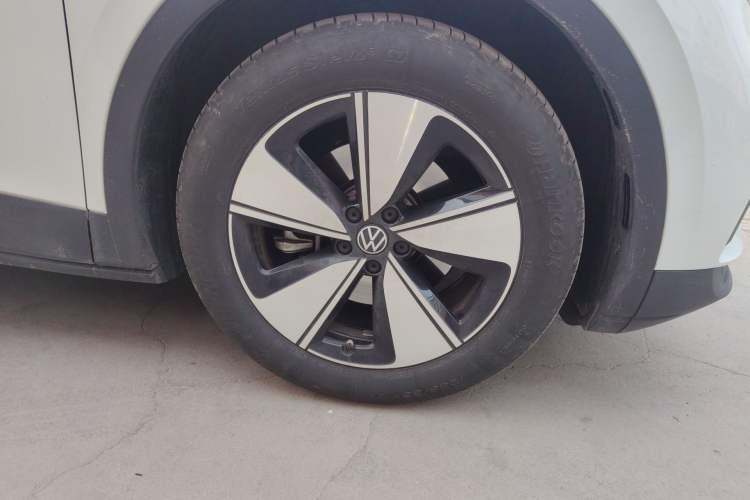 Used Volkswagen ID.4 X 2025 Smart Version Pure & Intelligent Enjoyment Edition Right Front Wheel Hub