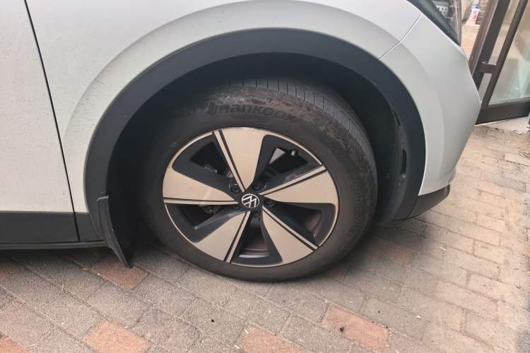 Used Volkswagen ID.4 X 2025 Smart Version Pure & Intelligent Enjoyment Edition Right Front Wheel Hub