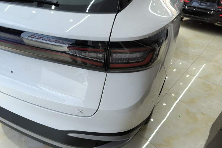 Used Volkswagen ID.4 X 2025 Smart Version Pure & Intelligent Enjoyment Edition Right Rear Taillight